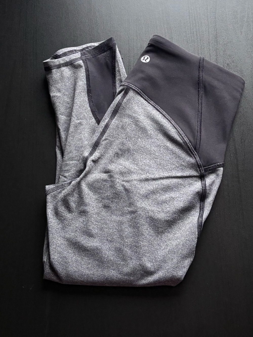 Lululemon Train Times Crop 17” in Heathered Black *Full On Luxtreme